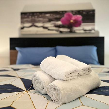 Relax Al Guardastelle - Free Parking & Air Condition - Swimming Pool Additional Pay 拉帕洛 外观 照片